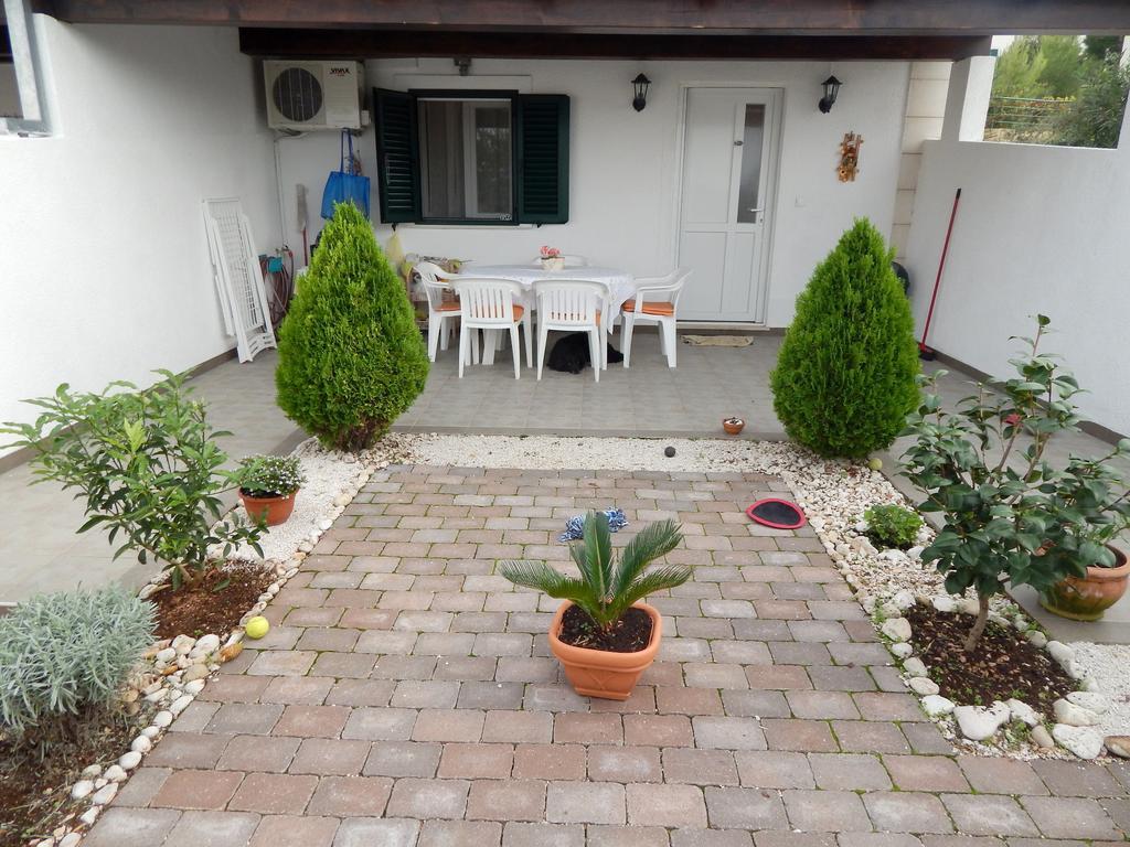 Apartment Lara Makarska Bilik gambar